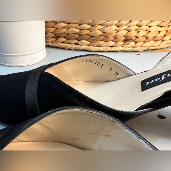 NINA Comfort Round Toe Block Heel Slingback in US 9 - Picture 4 of 8